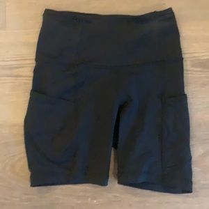 Lululemon size 2 workout shorts black